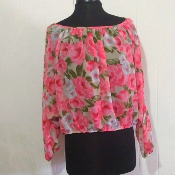 Tops - Ambiance Apparel